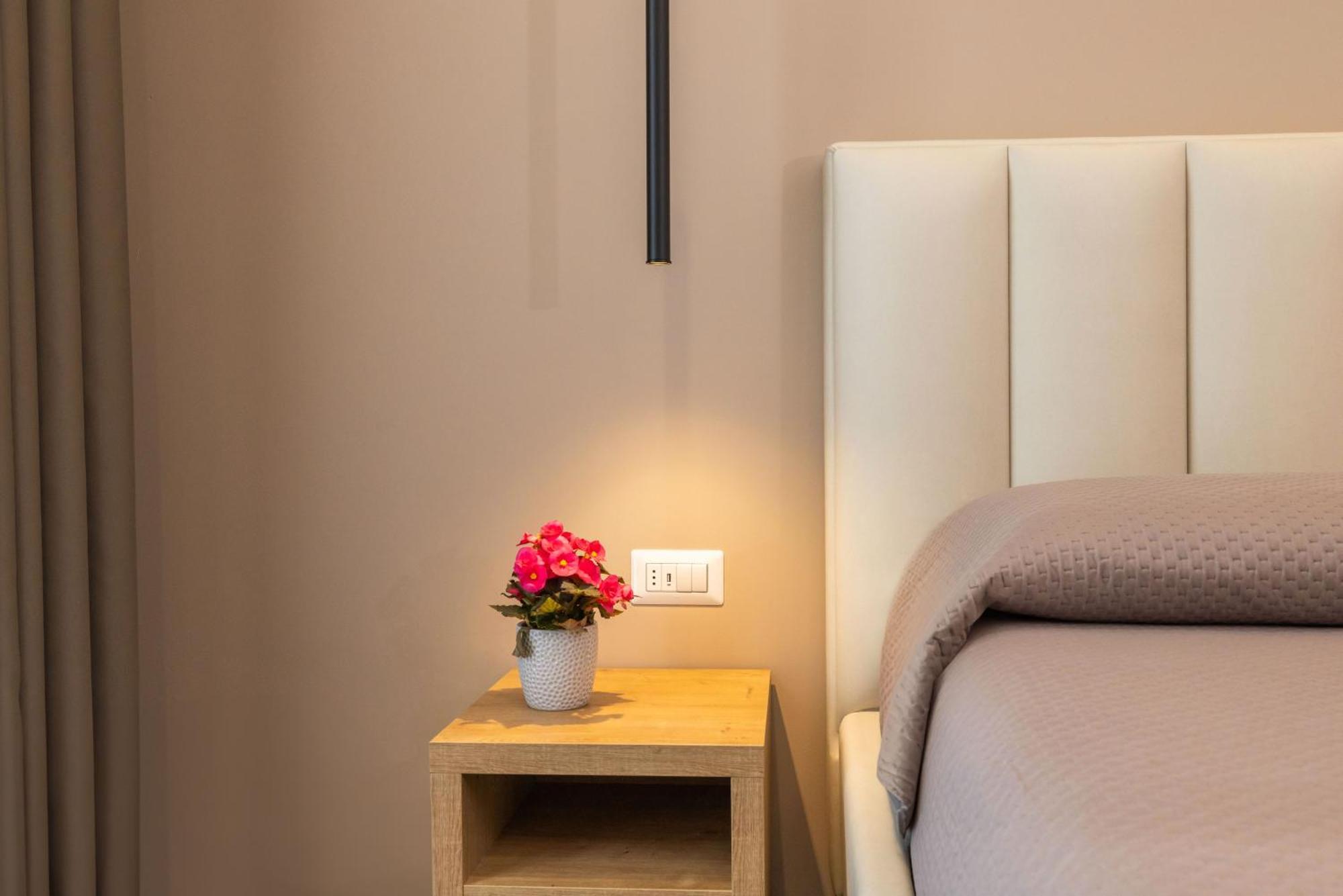 Dimora Del Centro Bed & Breakfast เวียสเต ภายนอก รูปภาพ